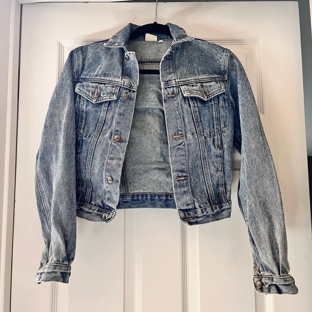 Denim jacket - Picture 2 of 4